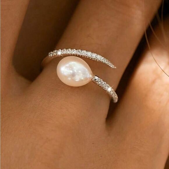 Pearl & Diamond Ring 7 - Picture 6 of 6